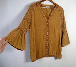 Tru Luxe Jeans Boho Bell Sleeve Festival Button Up Top Size Xl Renaissance Gypsy. Fixed Price $28.79.