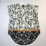 Simply Vera Wang Top Cap Sleeve Blouse 1/2 Button Boho Festival Garden Whimsy. Fixed Price $38.48.